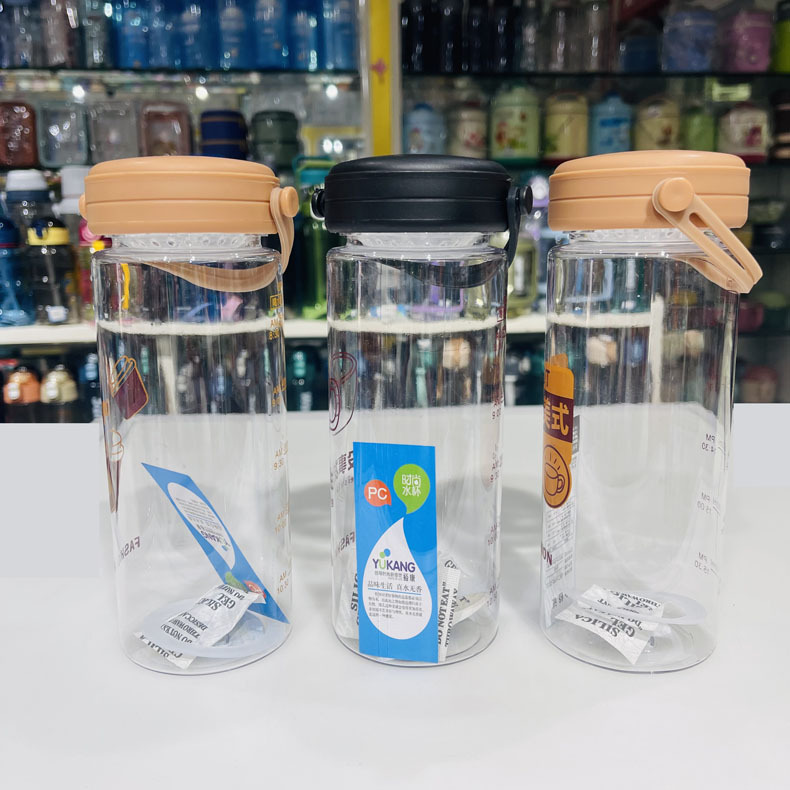 Futong 717 nueva taza de plástico portátil de estilo coreano taza de agua de plástico PC Copa DE LA Juventud 600ml taza de deportes portátil