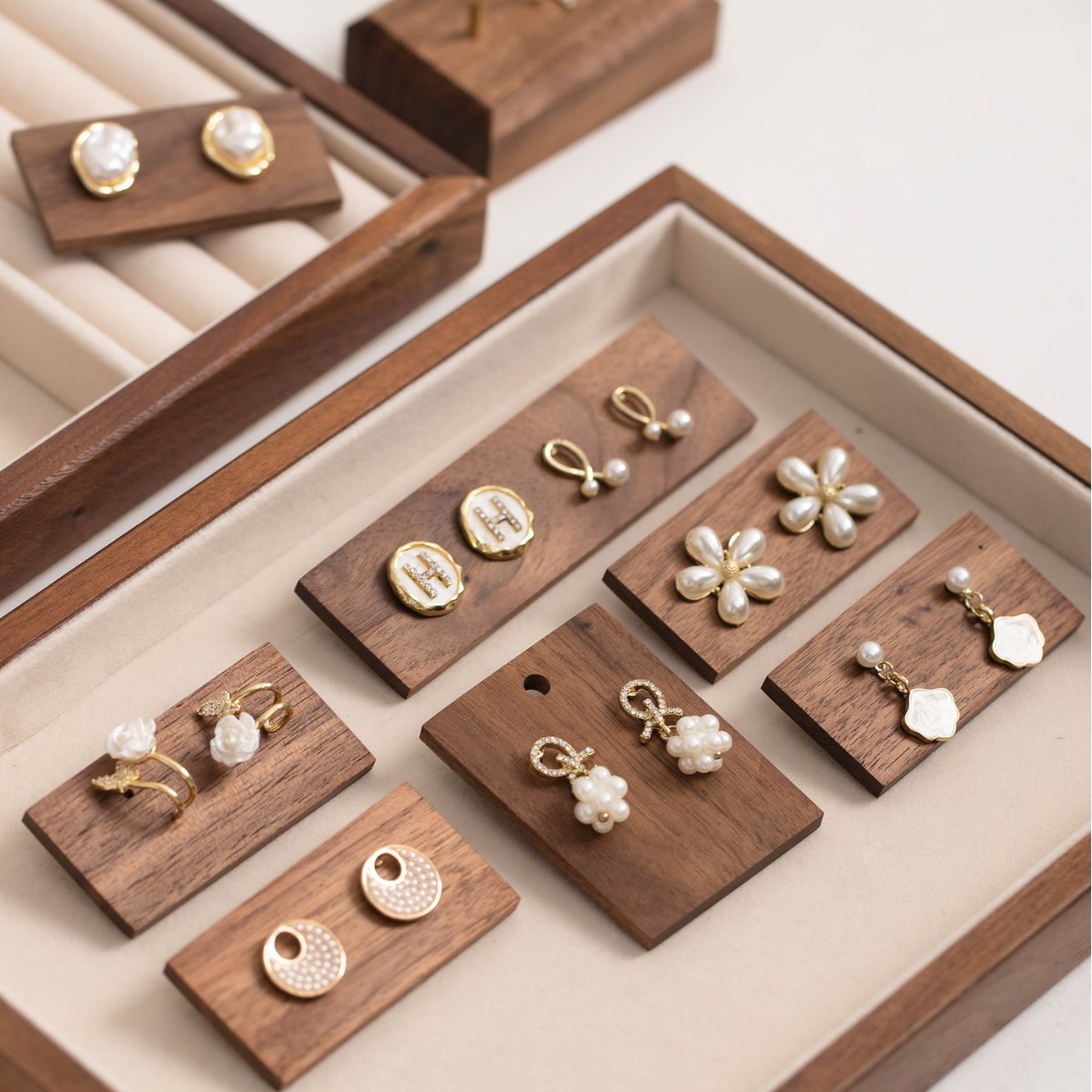 架子收纳耳饰首饰托盘耳钉耳环挂拍照道具卡片展示胡桃木珠宝饰品