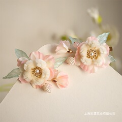 歩くヘアアクセサリー、桃の花のヘアピン、古代風の頭飾り、模造アクセサリー、サイドクリップ、ピンクの妖精風古代衣装、漢服のベルベットの花の毛玉