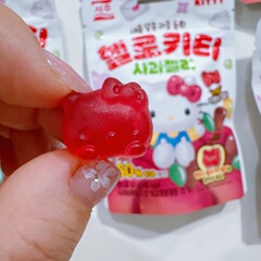 韓国西州フルーツグミ ハローキティ型キャンディ アップル味 43g かわいいフルーツグミ