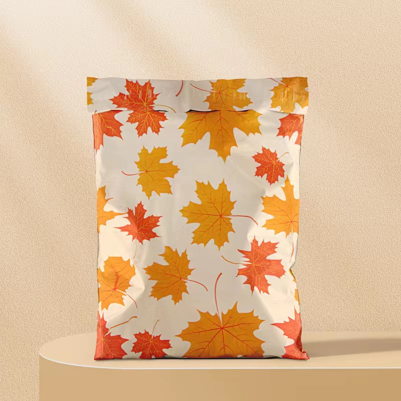 Panda bolsa de entrega impresa logística destrucción bolsa de embalaje colorida bolsa de dibujos animados impermeable gran venta caliente transfronteriza