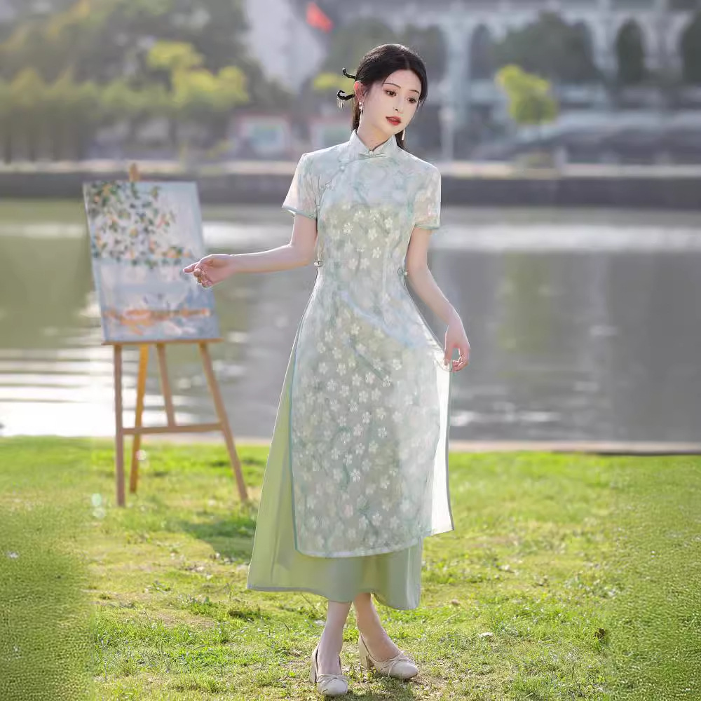 Green summer cheongsam