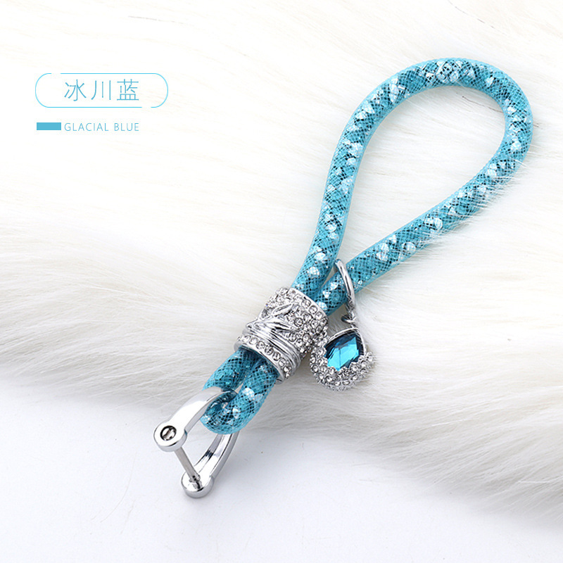 Moda creativa de automóviles de diamante de agua bolsos colgantes de llaves de cristal llaves de automóviles de diamante al por mayor