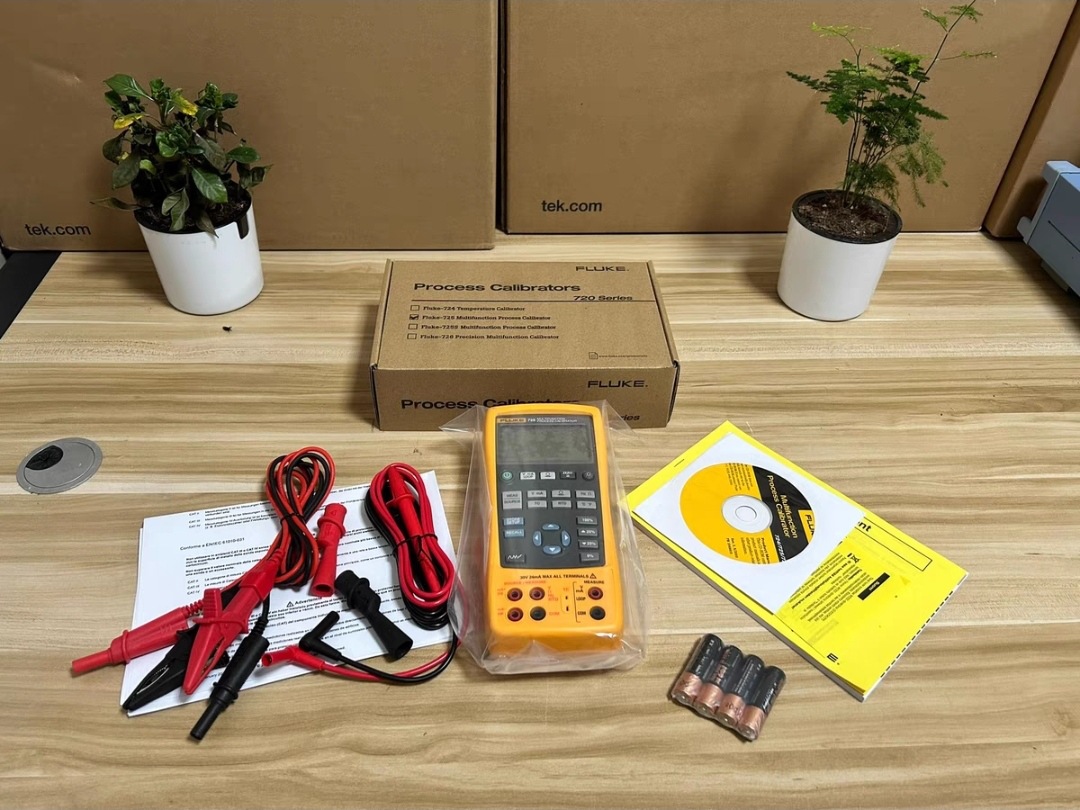 高价回收FLUKE/福禄克725/726/724/754高精度多功能过程校仪