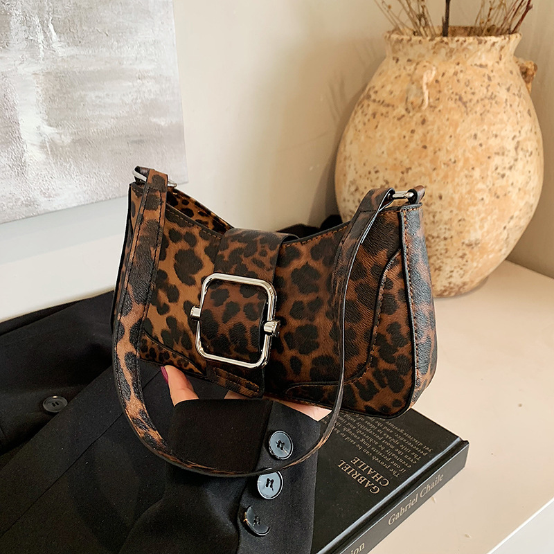 2024 nuevo estilo de invierno de moda coreana bolso de brazo nicho bolso de diseño retro leopardo bolso de hombro pequeño