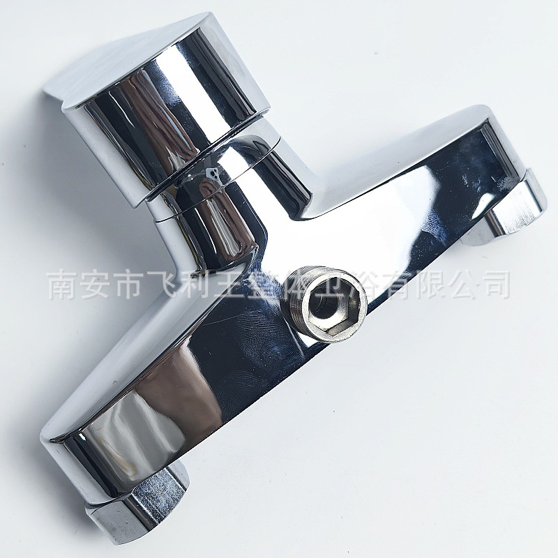 Zinc alloy shower head set, three-in-one wall-mounted concealed household cold and hot simple bathtub, mixing valve faucet undefined
