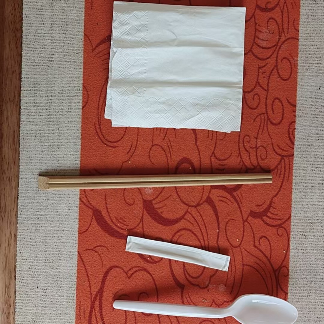 新款定制一次性餐具包厂家供应大排档饭馆餐具包一次性餐具袋