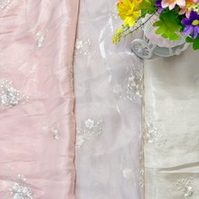 上新雪纺芙蓉塅百合段绣花布面料民族风格春汉服绣花布印花蕾丝布