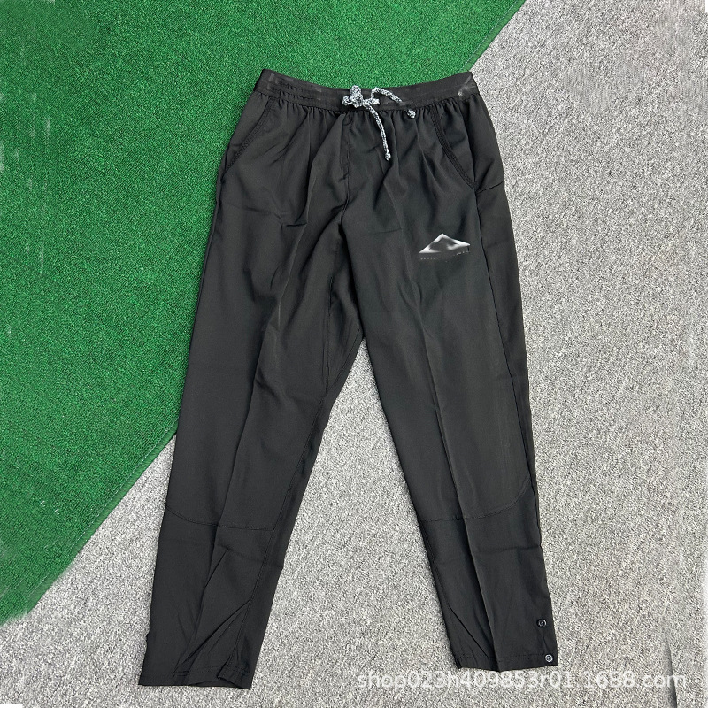 2025 nuevo transfronterizo de un tipo idéntico tres tecnología de prevención tela de secado rápido hombre al aire libre ocio deportivo pantalones respirables