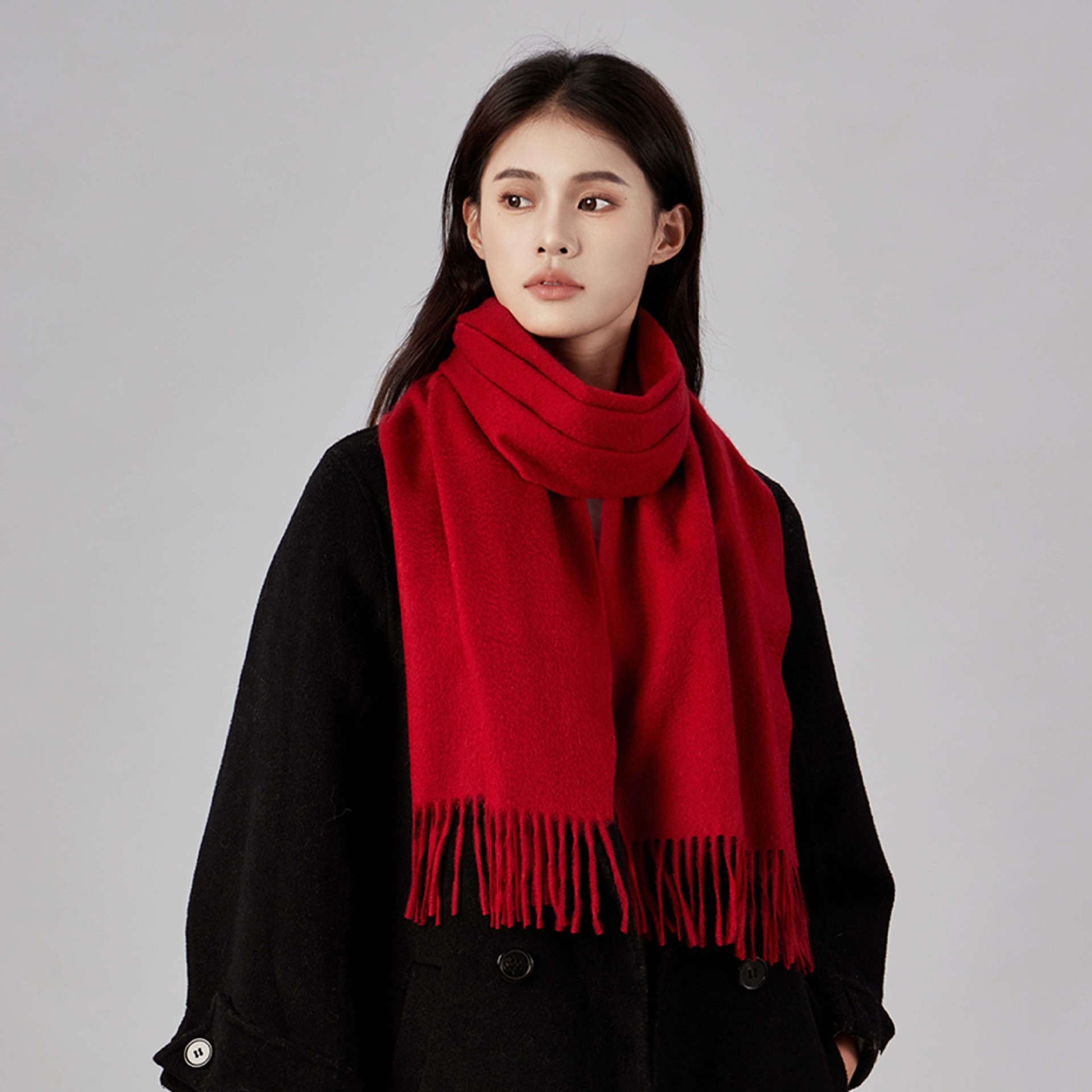 100% bufandas de lana roja simple coreano otoño invierno atmósfera sensación de cuello sensación de alto nivel de regalo de reunión anual de chal universal
