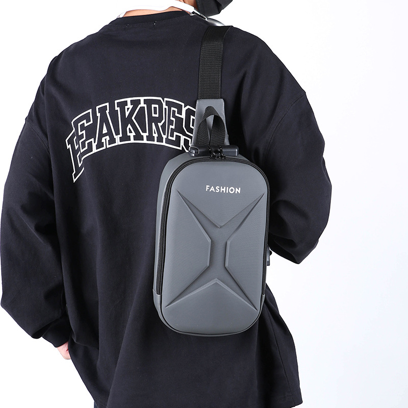 2025 verano mochila casual bolso de pecho para hombre bolso de mensajero bolso de puerto de carga USB al por mayor transfronterizo bolso de hombro de moda