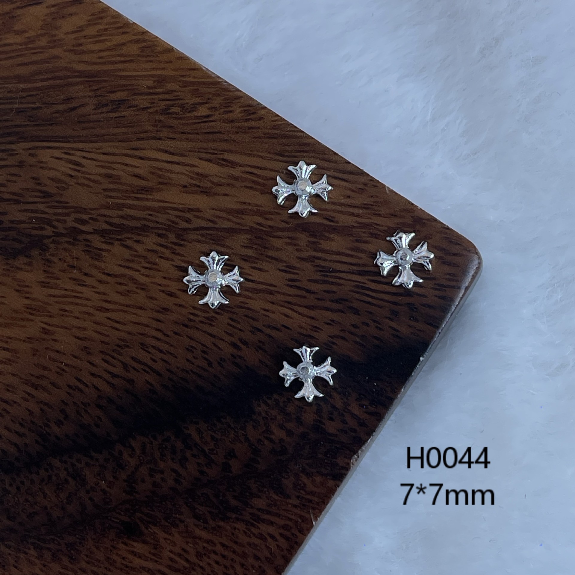 H0044