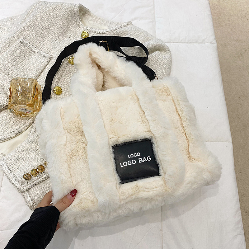 Comercio exterior transfronterizo Otoño e Invierno Nuevo bolso de imitación de piel de conejo bolso de mano de gran capacidad de las mujeres bolsa de mensajero estilo coreano bolsa de felpa