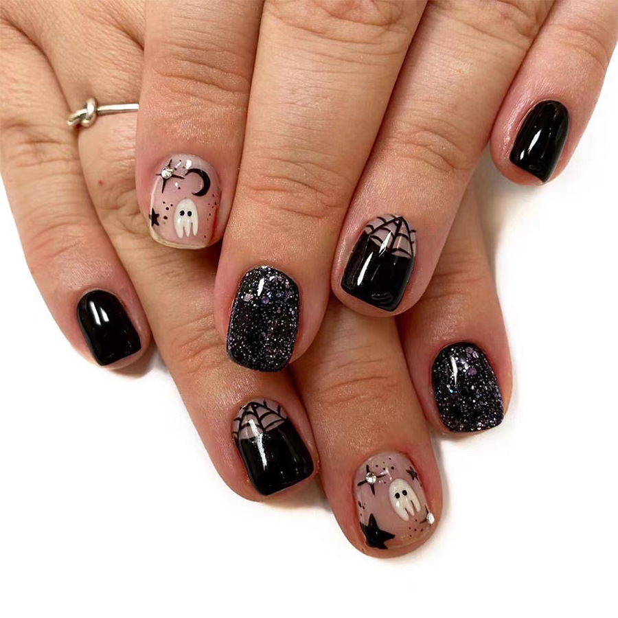 Adesivo per manicure con trapano a forma di ragno fantasma di Halloween, quadrato corto e luminoso, regalo di personalità speciale, adatto per le donne, 24 pezzi_voghion.com