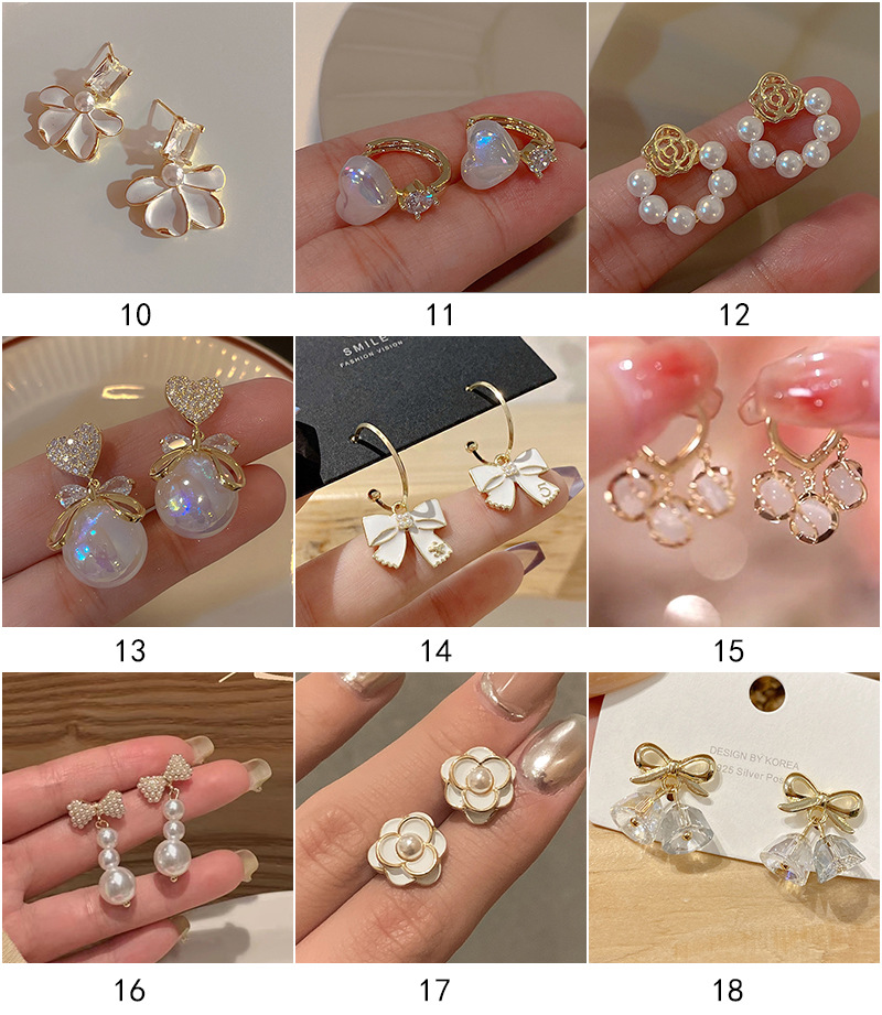 1 Paire Rétro Forme De Cœur Fleur Alliage Placage Perles Artificielles Strass Femmes Boucles D'oreilles display picture 2