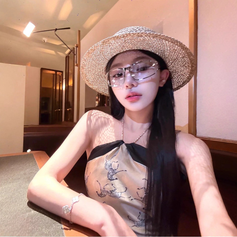 TZ6824设计感撞色拼接挂脖上衣女夏季露肩气质名媛超好看小背心|undefined
