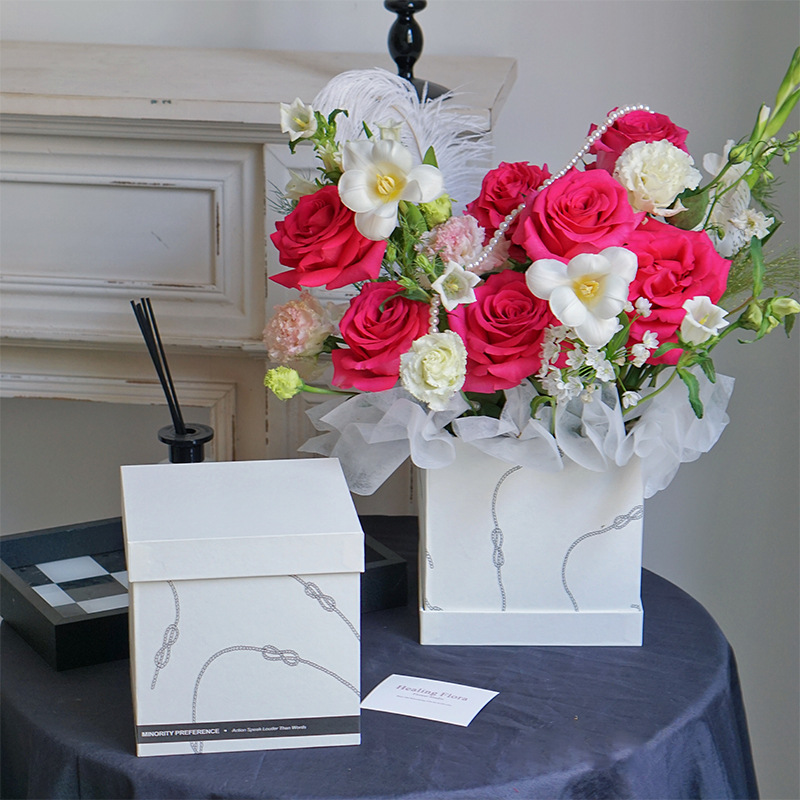 包装礼盒花店中秋节鲜花礼品花束插花高定伴手礼方形套二花盒批发