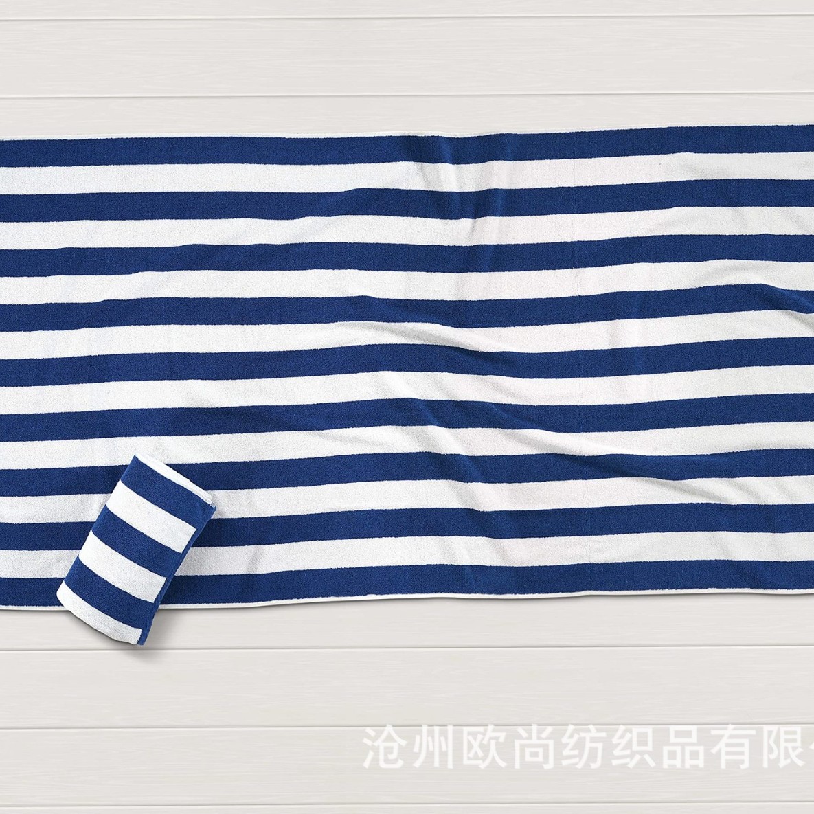 Navy Blue (dark blue)