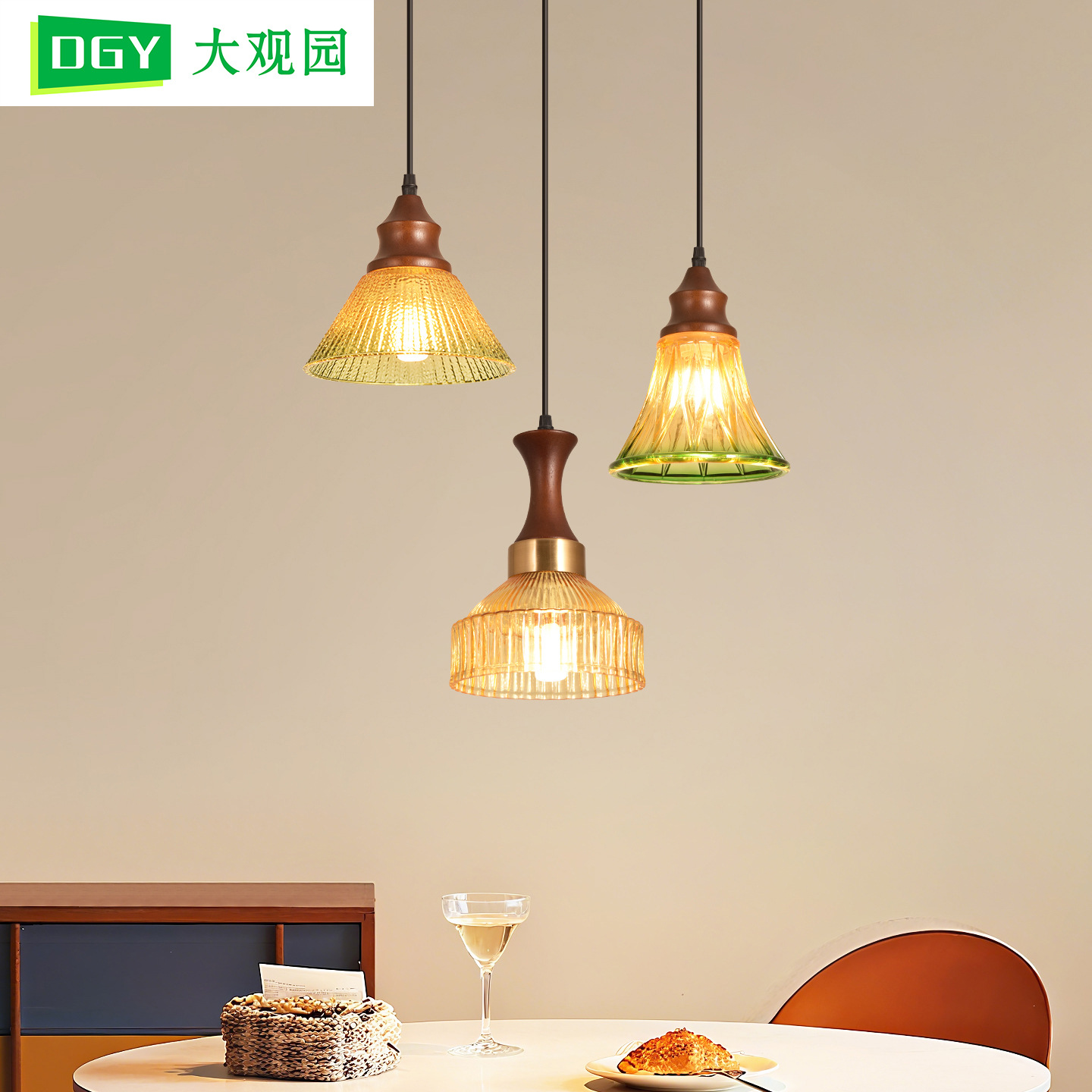 Lámpara de vidrio retro nórdica lámpara de comedor de estilo rural americano viejo Shanghai nostálgico dormitorio bar Zhongshan lámpara L271