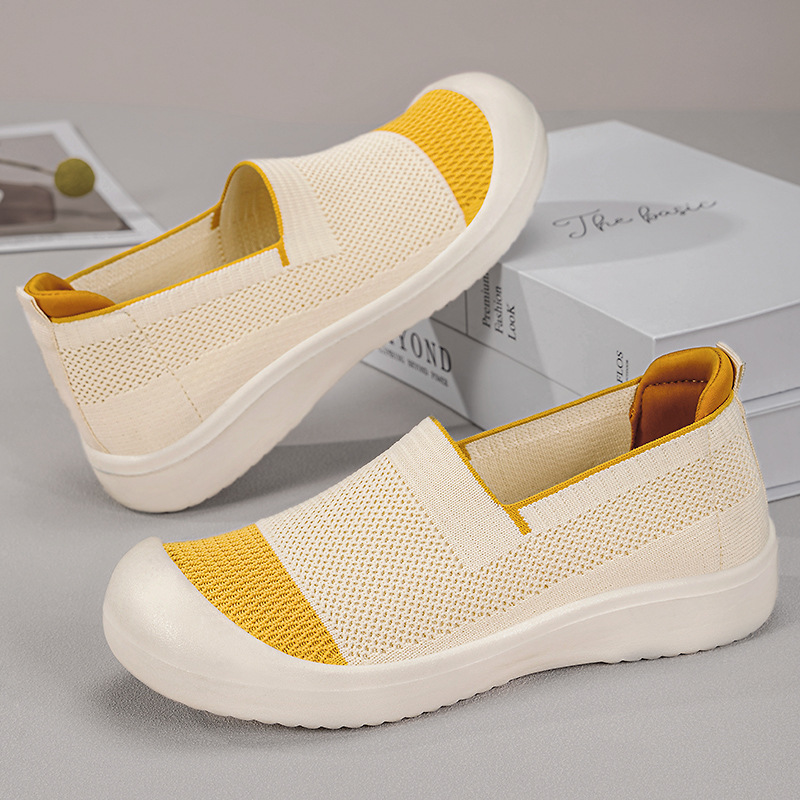 Zapatos mujer todo fósforo venta caliente zapatos de madre transpirables de mediana edad y ancianos zapatos de tela de malla hueca de verano de suela suave