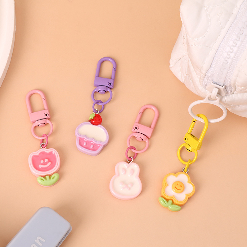 Color buckle H15 small fresh flower key ring cute cartoon resin key chain schoolbag pendant accessories jewelry gift