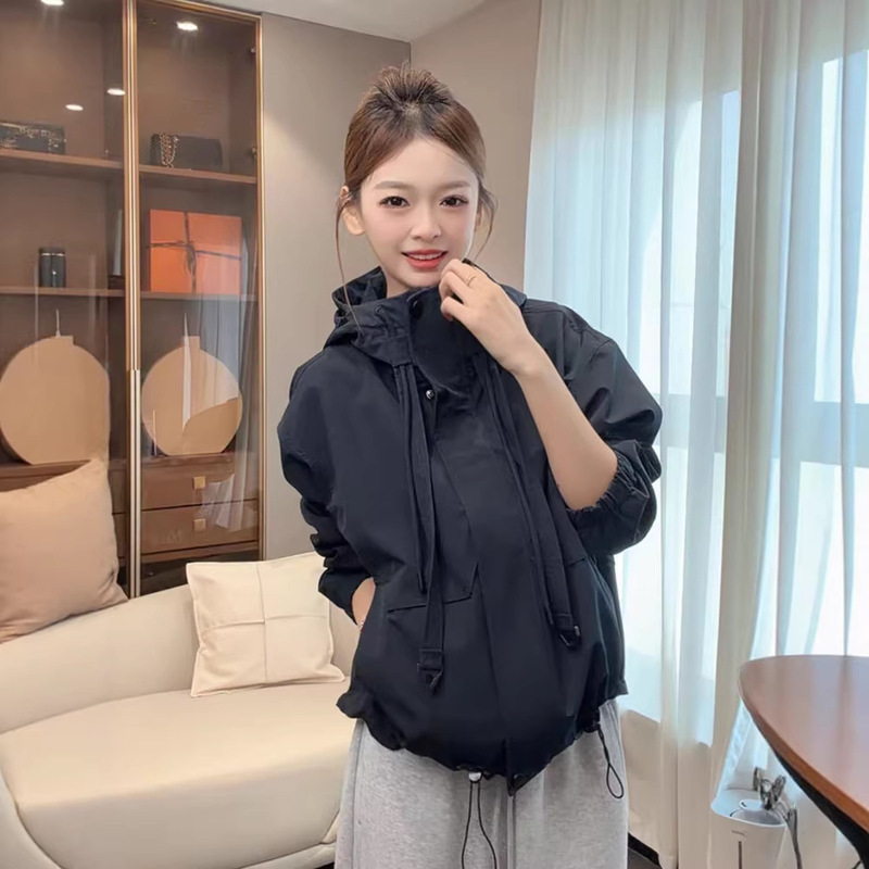 Hooded Short Jacket for Women, 2026 Spring New Design, Niche Style, Loose Fit, Slimming Workwear Windbreaker Jacket