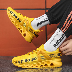 Men's Fashion Casual Shoes 2021 Summer New Breathable Comfort Korean Style Student Mesh Shoes Couples Sports Shoes