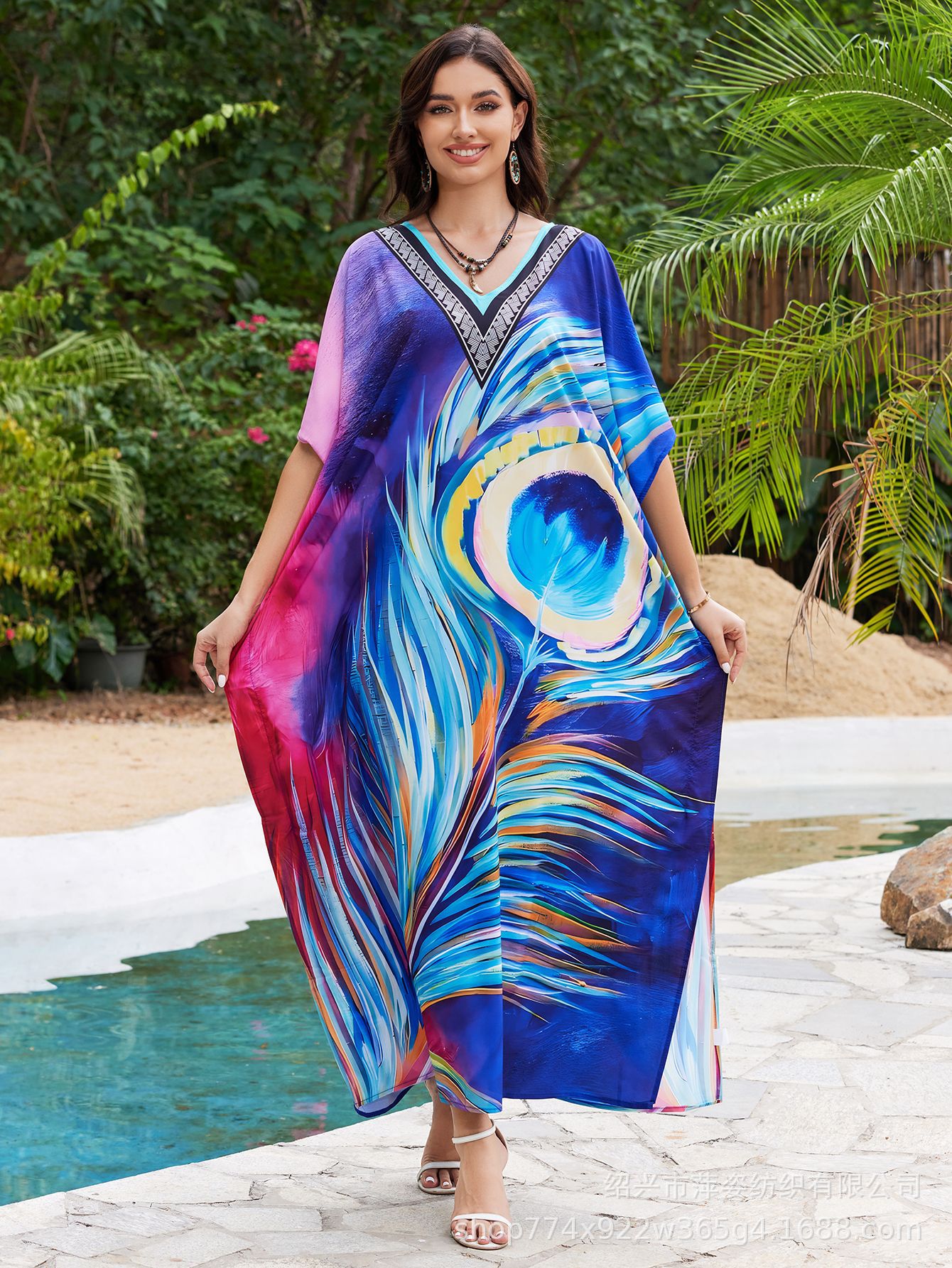 2025 nueva camisa de playa europea y americana impresa ropa suelta vacaciones bikini camisa protector solar camisa de baño 5016