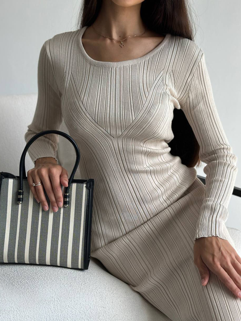knitted dress with a round collar