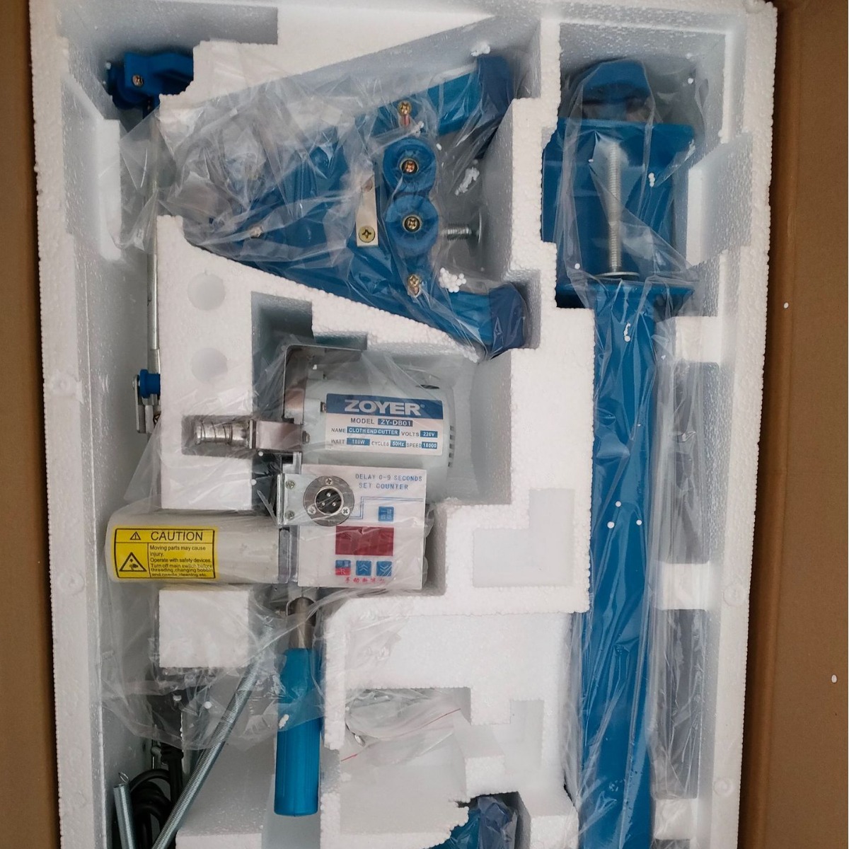 Máquina de corte de tela DB01 equipo de corte de tela cuchillo de corte de ropa de rebote automático cama de corte de tela máquina de corte fabricante de pistas