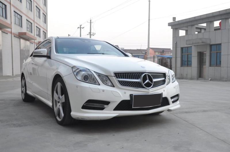 Suitable for 09-13 W207 Mercedes-Benz Ecoupe Modified Amg Gypsophila Gt Mid-Grid Water Tank Cover Grille