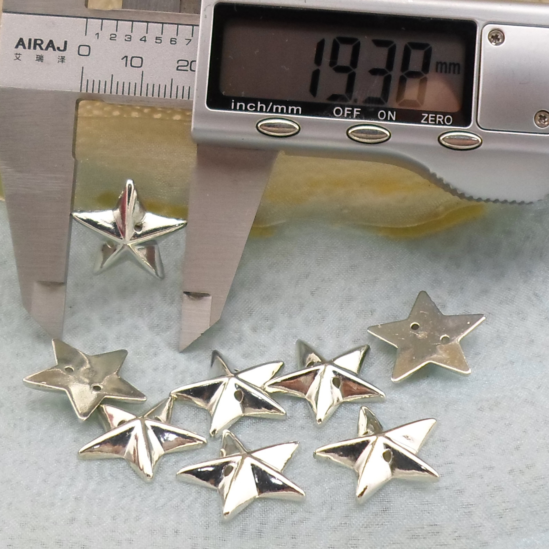 19MM手缝穿线有孔五角星塑胶铆钉