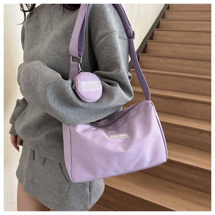 Damen Tasche  Neu Herbst Und Winter Trendy Koreanisch Stil Große Kapazität Cross Body Tasche Lässig All-Matching Mode Leichte Oxford Tasche display picture 7