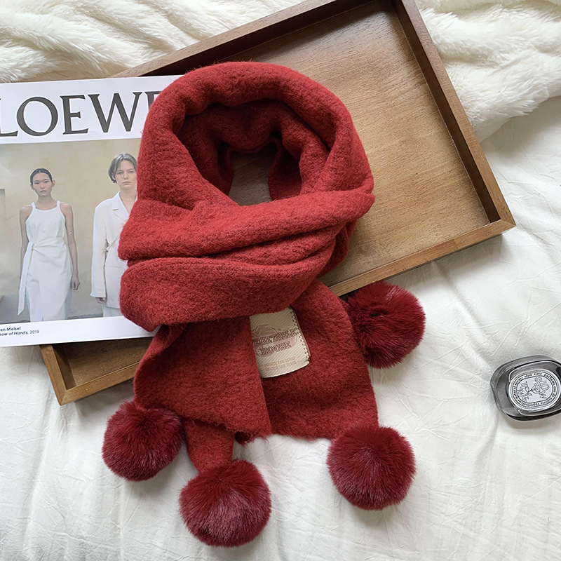 Bufandas coreanas 2025 nueva bufandas de Navidad lana tienda suave viento imitación de cashmere bufandas de bola de lana al por mayor