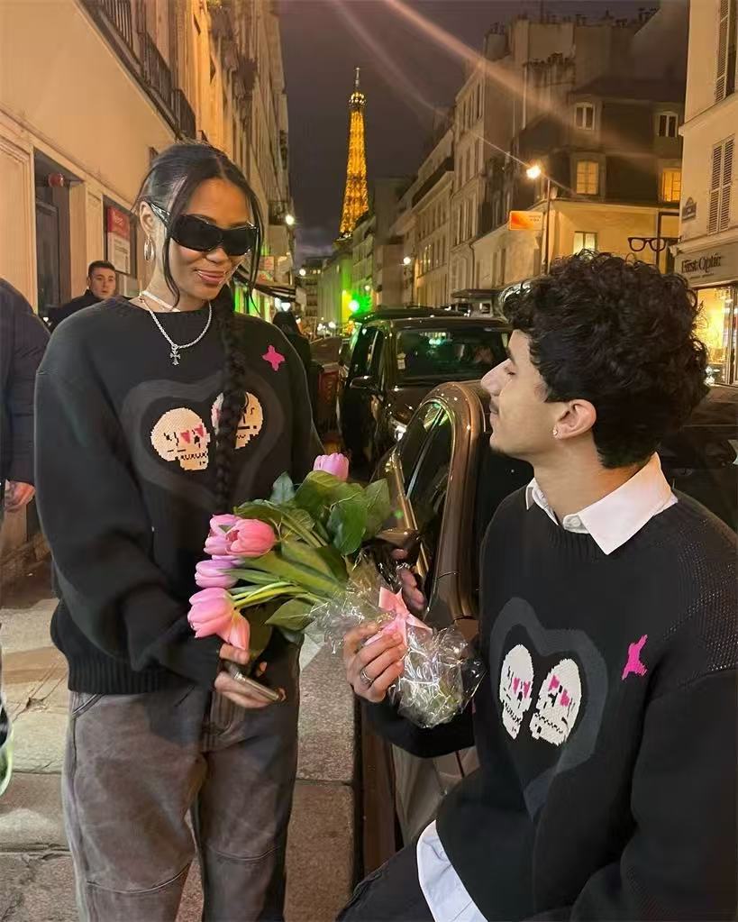 ​Streetwear Halloween Strickpullover – Übergroßer Unisex-Pullover mit Geister- und Sternenstickerei​_voghion.com