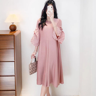 ��լ�L�ް���ɫ���B��ȹ��ɫ���e���|����ֱͲȹ���m�����@��ȹ��