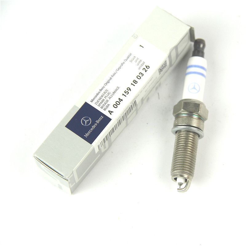 Applicable to Mercedes-Benz C200 E260L GLK300GLB/S/E-Class C- Class adaptation ML350 GLC GLE spark plug