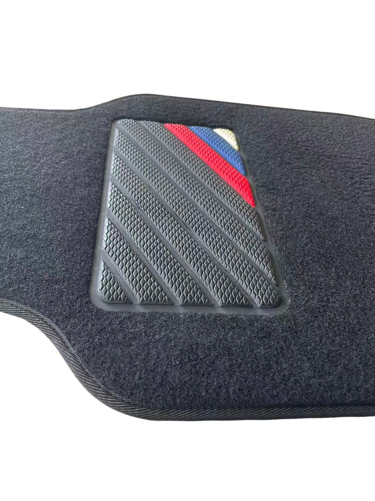 Universal 4-piece set of car floor mats, dirt-resistant carpet for the interior, driver's seat protection mat