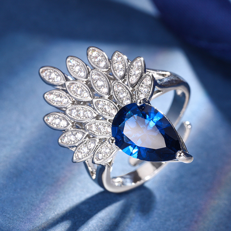 2024 nuevo estilo Zhuang Sheng joyería cobre inferior chapado en oro moda simulación color tesoro corindón temperamento colgante traje femenino 8*12