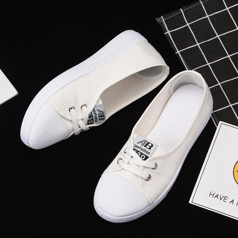 화이트 202 [너무 작습니다. 한사이즈 크게 주문하시는 것을 추천드립니다]