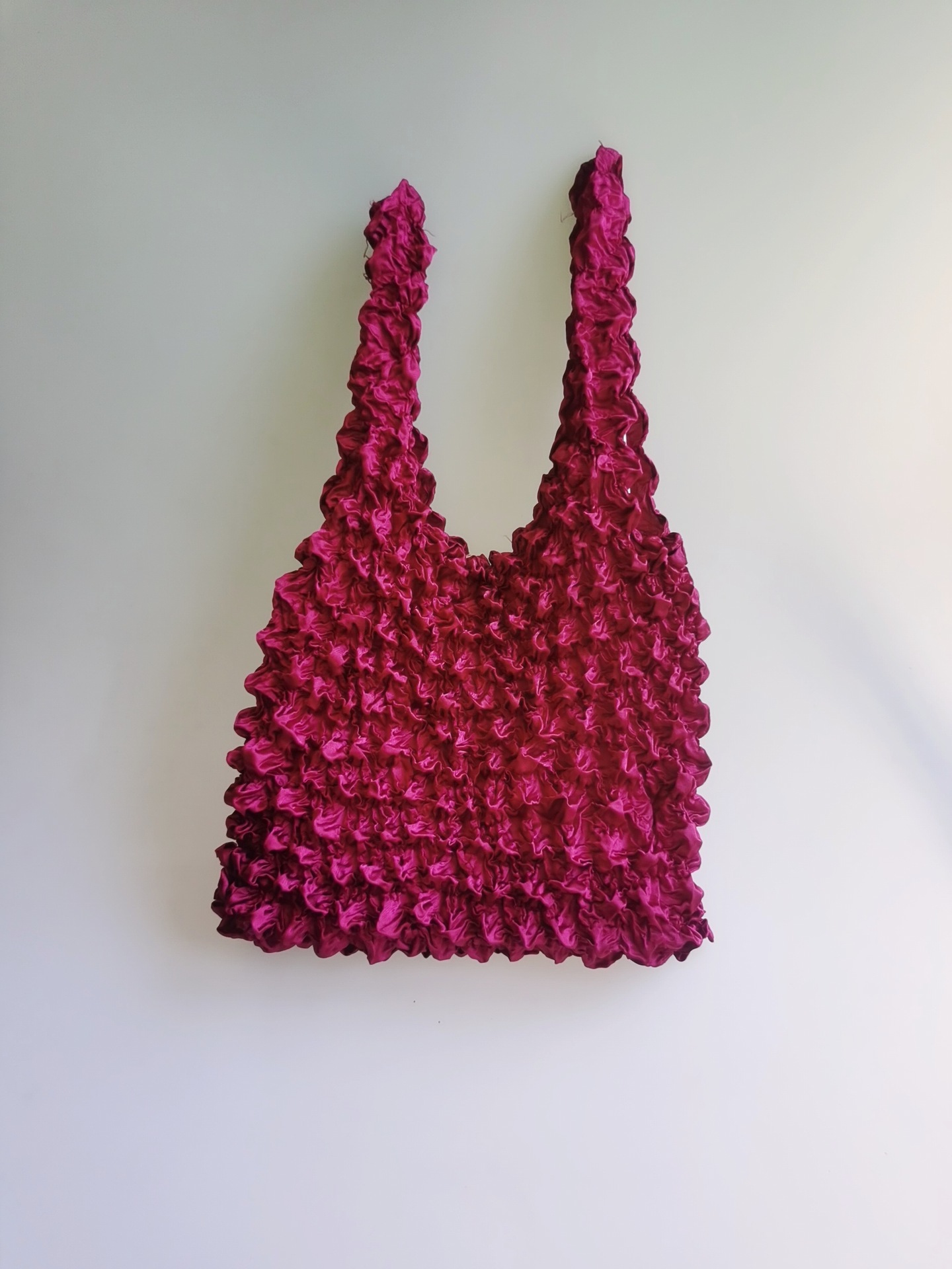 Bolso de burbuja multiusos popular de gran capacidad de la celebridad de Internet de las mujeres Bolso de burbuja japonés y coreano nuevo bolso mágico bolso telescópico bolso plisado