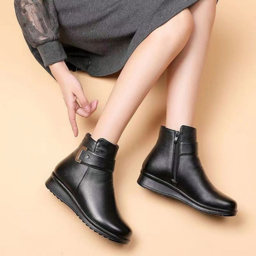 Mom's Shoes Winter Cotton Shoes Fleece Flat Non-slip Warm Elderly Short Boots Middle-aged Women's Shoes Leather Shoes Winter Shoes