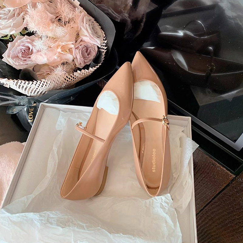 Grape Mom nuevo estilo estilo coreano temperamento charol pequeño puntiagudo se ve delgado con boca poco profunda pequeños zapatos planos de tacón bajo mujeres