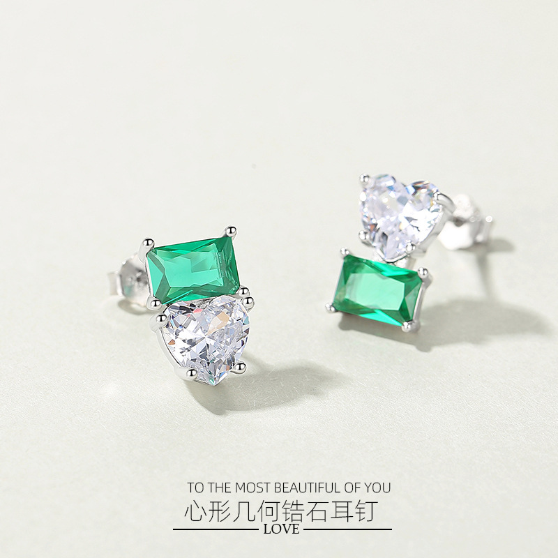 Pendientes 925 de plata de ley de alto grado de contraste de color pendientes encantadores diseño en forma de corazón sentido nicho primavera y verano nuevos pendientes 925 al por mayor