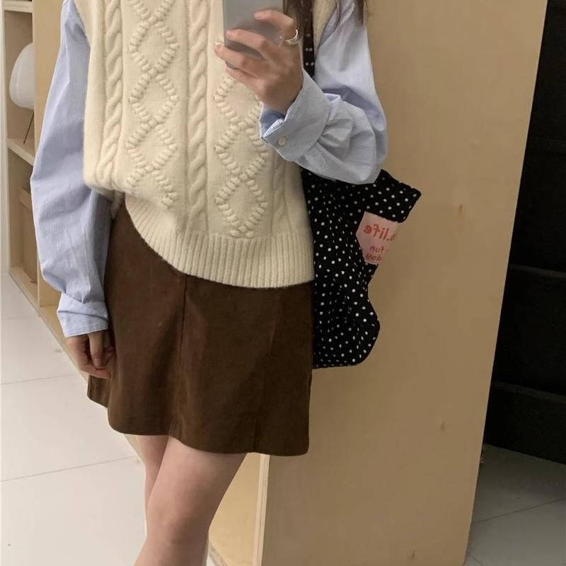 女性のためのハイエンドの麻模様のラウンドネックセーターベスト春の新しいルーズレイヤードニットベストトップアウター|undefined