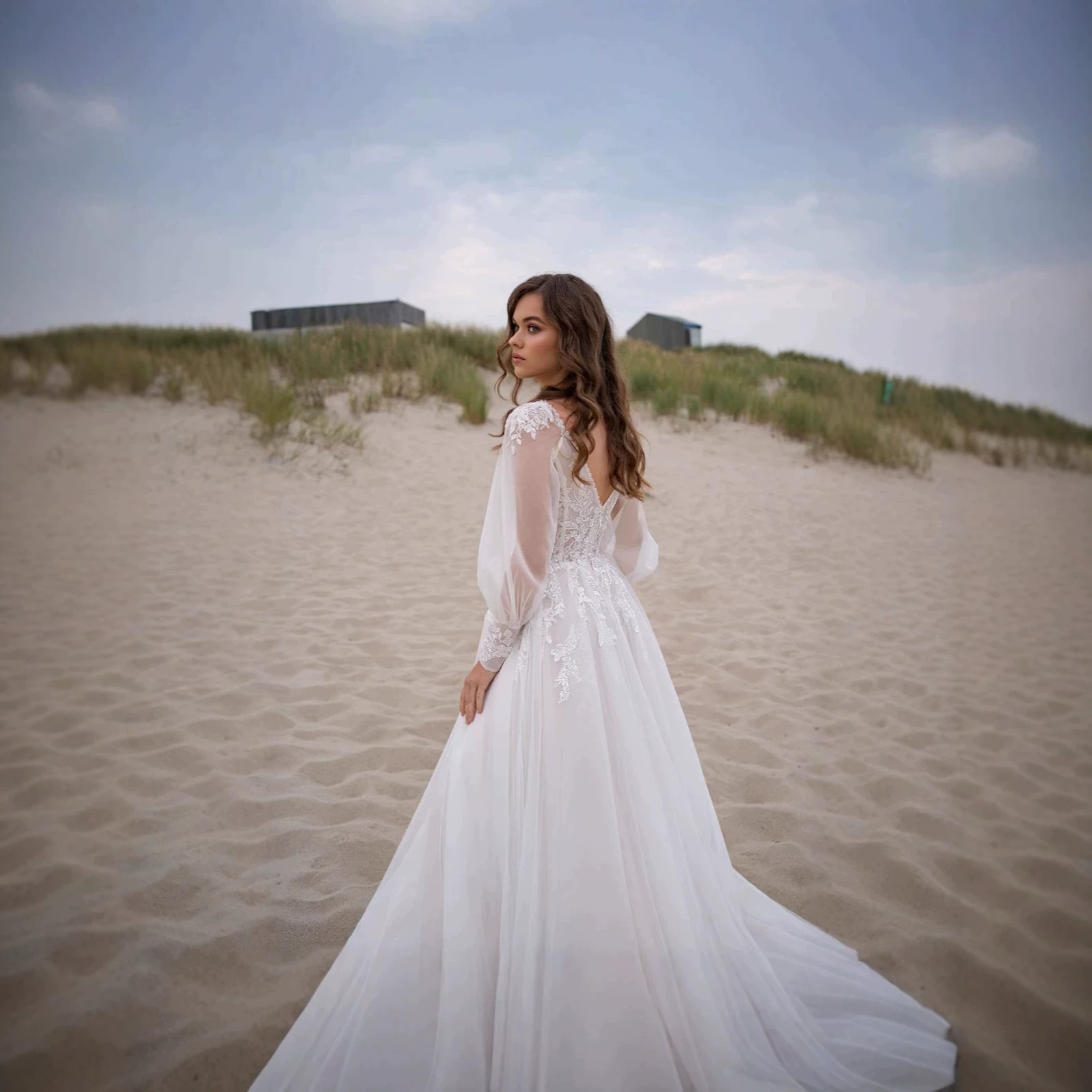 Abito da sposa leggero da donna, semplice, con scollo a V, pizzo e maniche lunghe, elegante abito da sera per matrimoni di nicchia._voghion.com