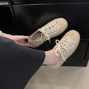 ��Ƭ��ʽ��Ů���eһ�_�ŝO��Ь�nϵ��������2025ŮЬƽ�����m