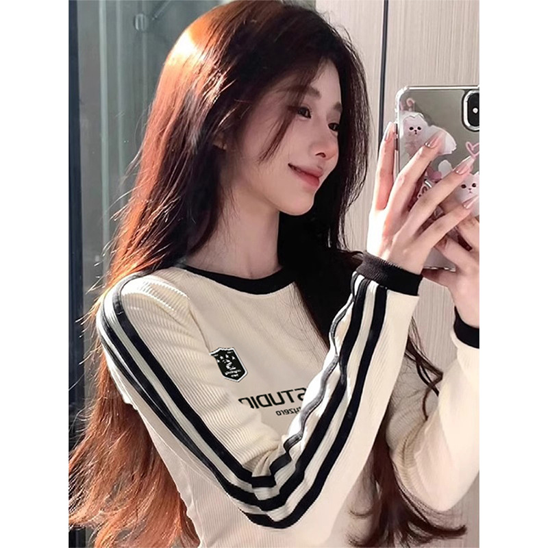 Contrast Color Round Neck Long-Sleeved T-Shirt for Women with American Sweet Sexy Slim Fit Preppy Style Top for Autumn and Winter