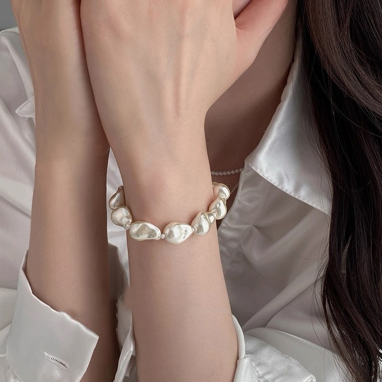 Shijia Baroque Pearl Bracelet For Women, Niche Light Luxury Fashion Anti-Lost Chain With Magnetic Clasp,_voghion.com