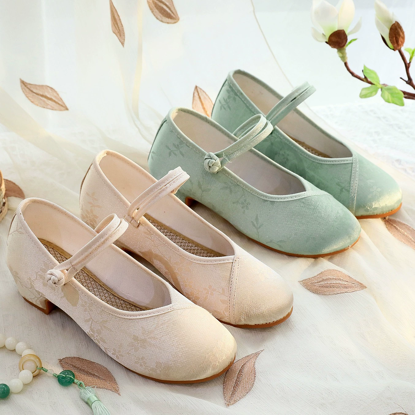 Новая парча китайская обувь в китайском стиле туфли женские жаккардовые темные узоры круглые туфли из ткани подковы и резиновые подошвы